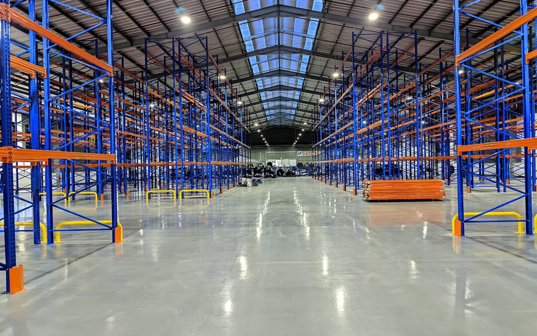 Panduan Lengkap Memilih Pallet Racking Terbaik untuk Gudang Anda di Indonesia